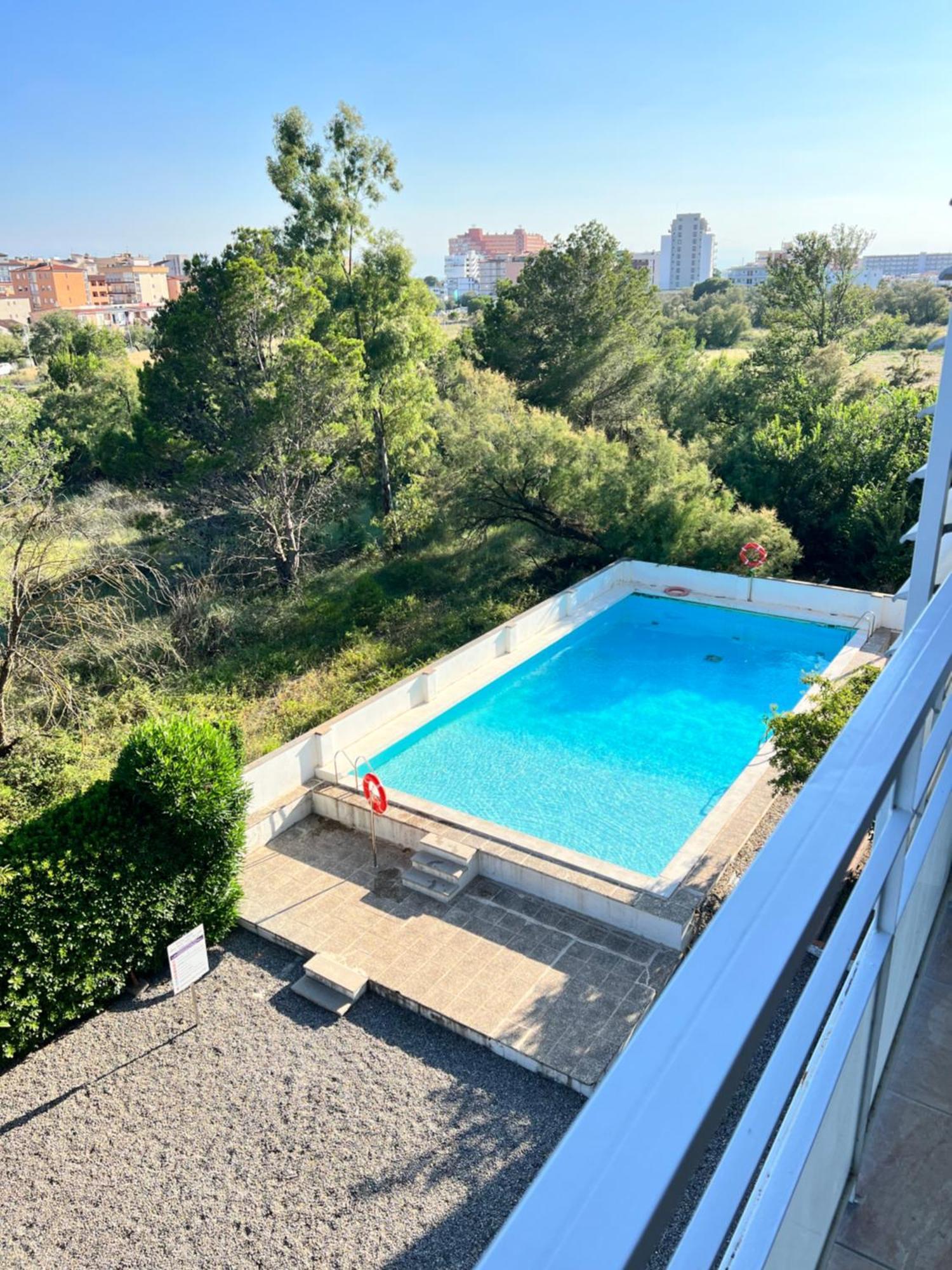 3 Room Apartment, 500M To Beach, Swimming Pool, Nice Terrace Ρόζες Εξωτερικό φωτογραφία