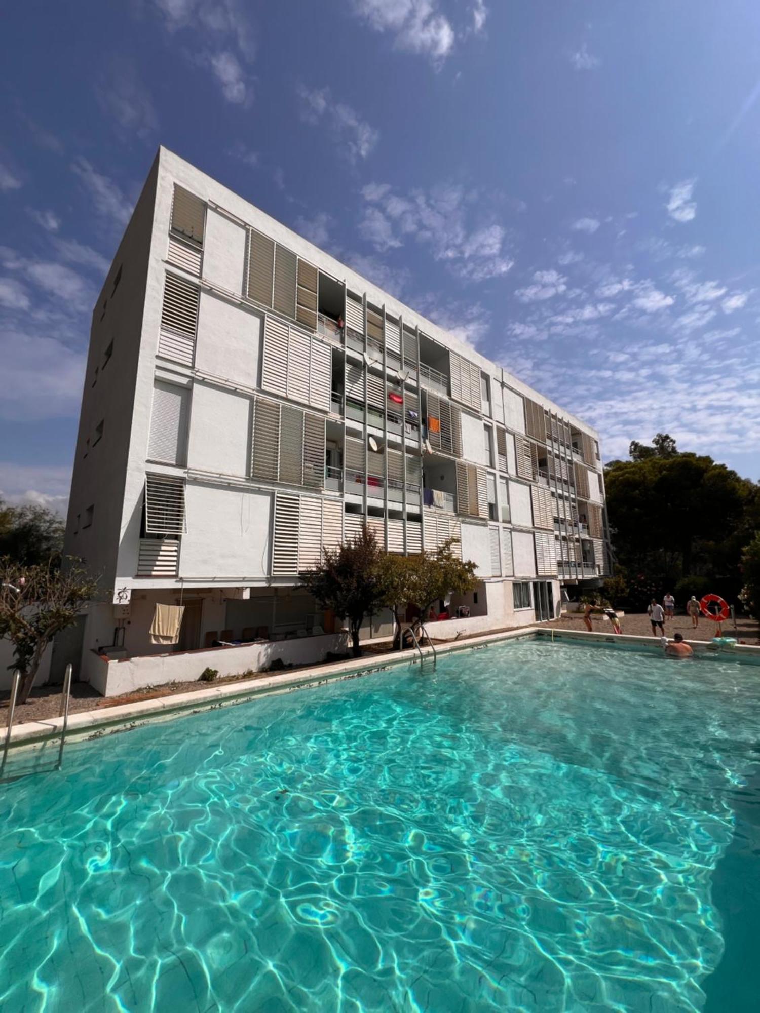 3 Room Apartment, 500M To Beach, Swimming Pool, Nice Terrace Ρόζες Εξωτερικό φωτογραφία